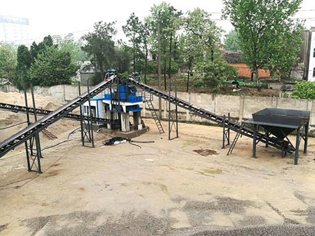 時(shí)產(chǎn)20噸河砂制砂機(jī)（沖擊式破碎機(jī)）型號(hào)推薦，價(jià)格是多少