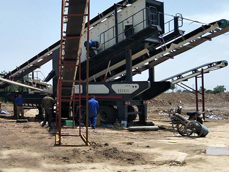 投資一臺移動石子破碎機(jī)設(shè)備多少錢?