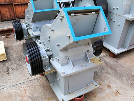 一次成型的鵝卵石破碎機(jī)多少錢一臺？每小時200噸如何配置？