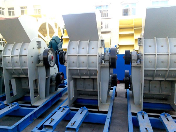 1000×800煤矸石雙級粉碎機設(shè)備電機功率多大（提供技術(shù)參及價格）