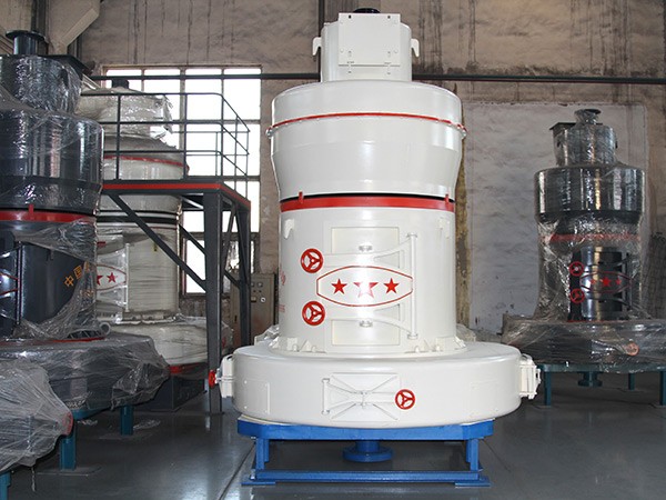 活性炭磨粉工藝流程、全套設(shè)備價格及生產(chǎn)現(xiàn)場