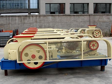 直徑400-600對(duì)輥破碎機(jī)，大概報(bào)價(jià)是多少