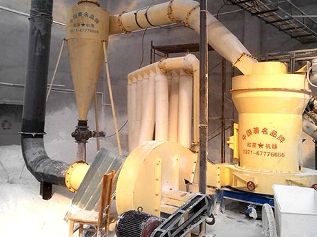 膩?zhàn)臃勰シ凵a(chǎn)用什么設(shè)備，一套做膩?zhàn)臃蹤C(jī)器多少錢