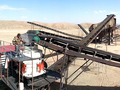 每小時(shí)100噸石料制砂破碎設(shè)備生產(chǎn)線價(jià)格多少錢？