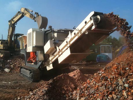 建筑垃圾粉碎能當沙子用嗎？有沒有建筑垃圾制沙生產(chǎn)線視頻？