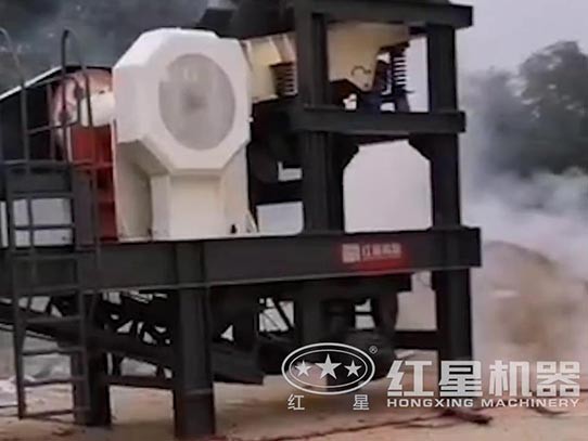 顎式移動破碎機(jī)_顎式移動破碎站視頻