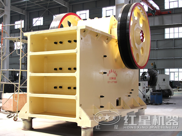 投資一臺顎式破碎機如何節(jié)約成本？