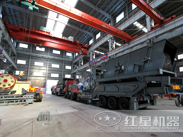 移動式石頭破碎機(jī)車間