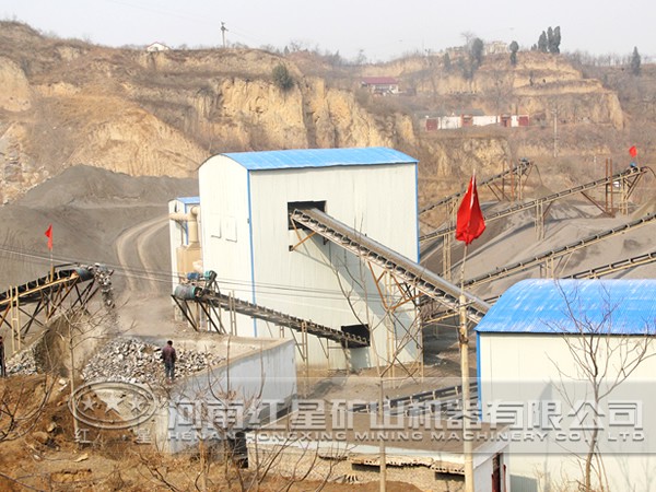 大型礦山設(shè)備消噪現(xiàn)場(chǎng)