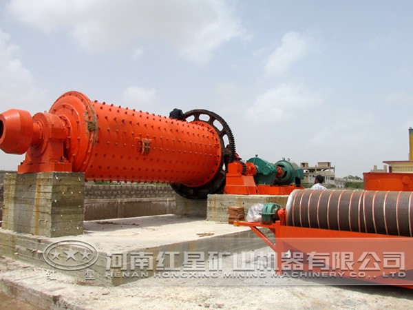 選礦生產(chǎn)現(xiàn)場(chǎng)