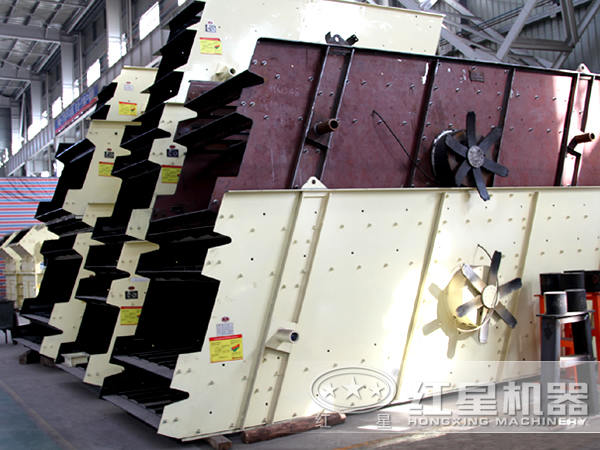 振動(dòng)篩各運(yùn)動(dòng)學(xué)參數(shù)的確定方法