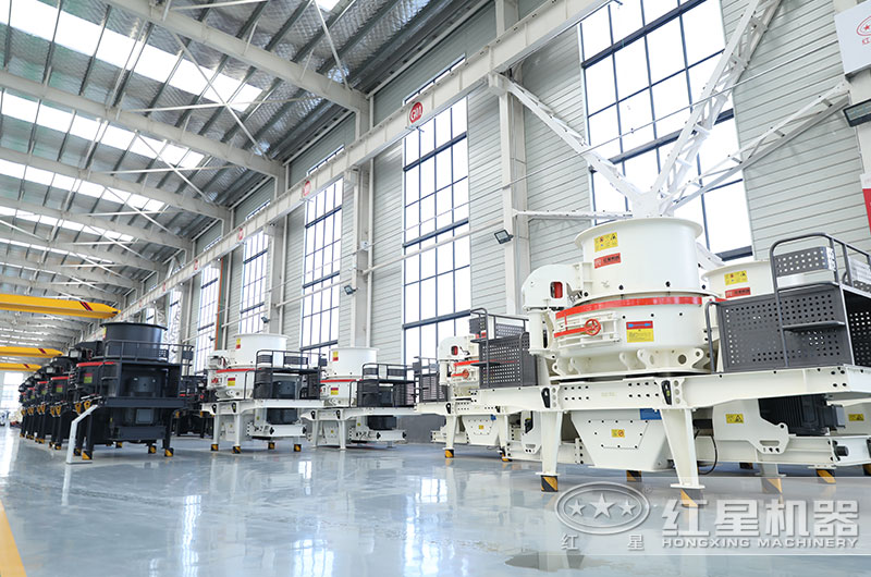 時(shí)產(chǎn)300噸制砂機(jī)型號(hào)規(guī)格_多少錢一臺(tái)？