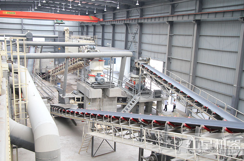 江蘇客戶圓錐破碎機(jī)工作現(xiàn)場(chǎng)實(shí)拍圖