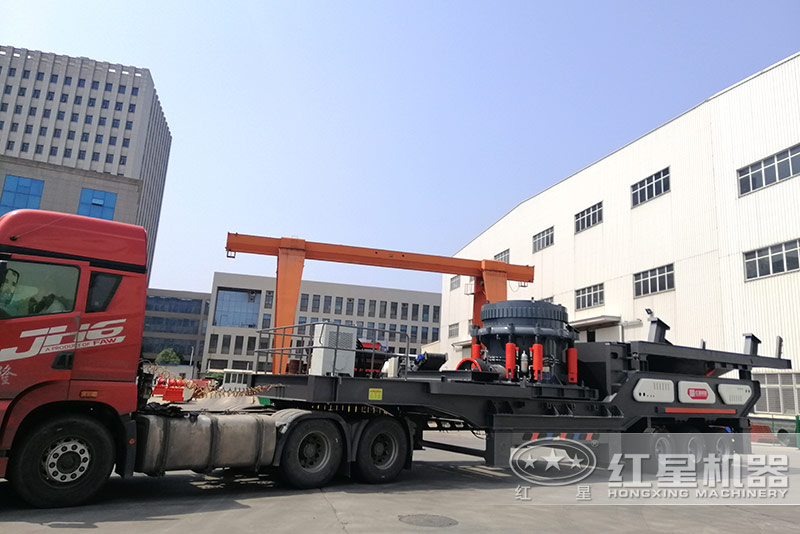 紅星機(jī)器廠家為客戶送貨