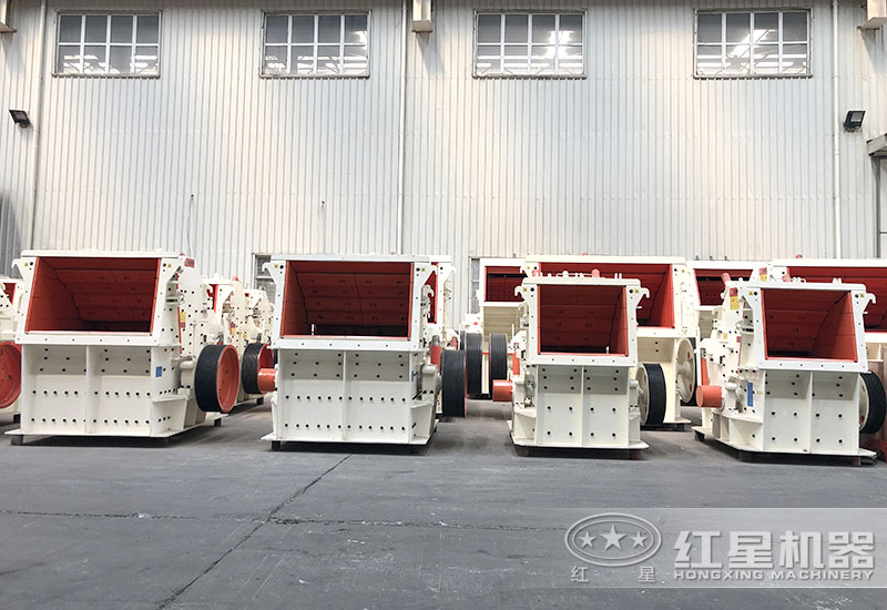 反擊式破碎機(jī)1214一小時(shí)能產(chǎn)出多少噸石頭？（附參數(shù)表）