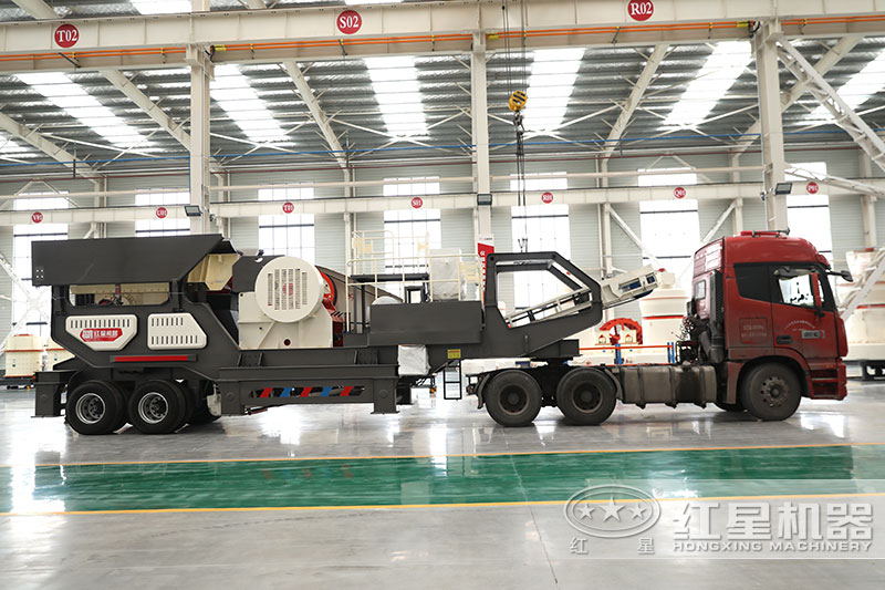 濕煤泥粉碎機-移動作業(yè)無處可擋！產(chǎn)量達標、成品好