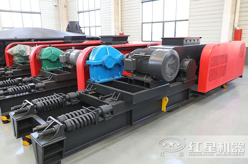 瓜米石對(duì)輥制砂機(jī)圖片