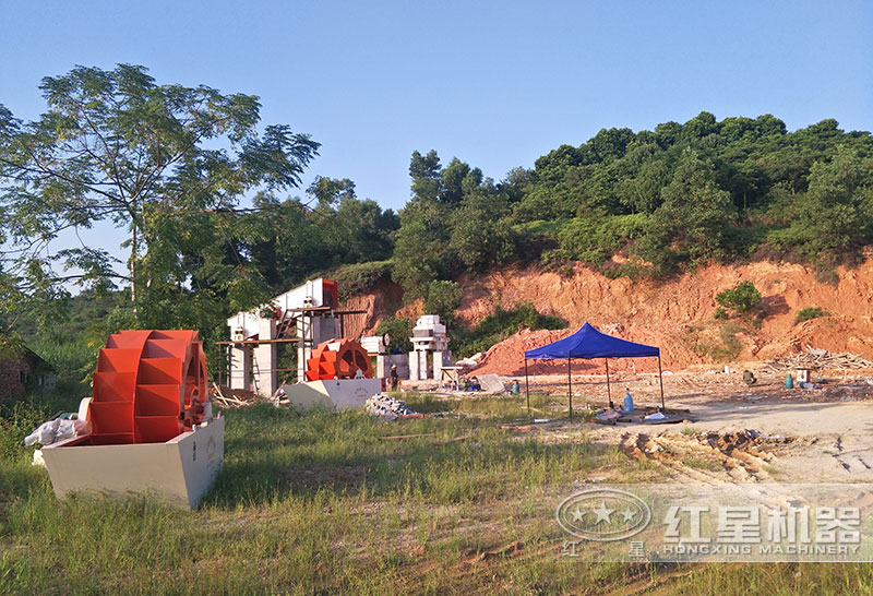 一套洗砂機設備客戶安裝現(xiàn)場