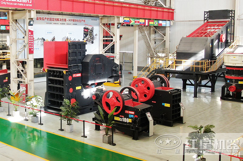 顎式石料破碎機(jī)圖片 顎式石料破碎機(jī)圖片