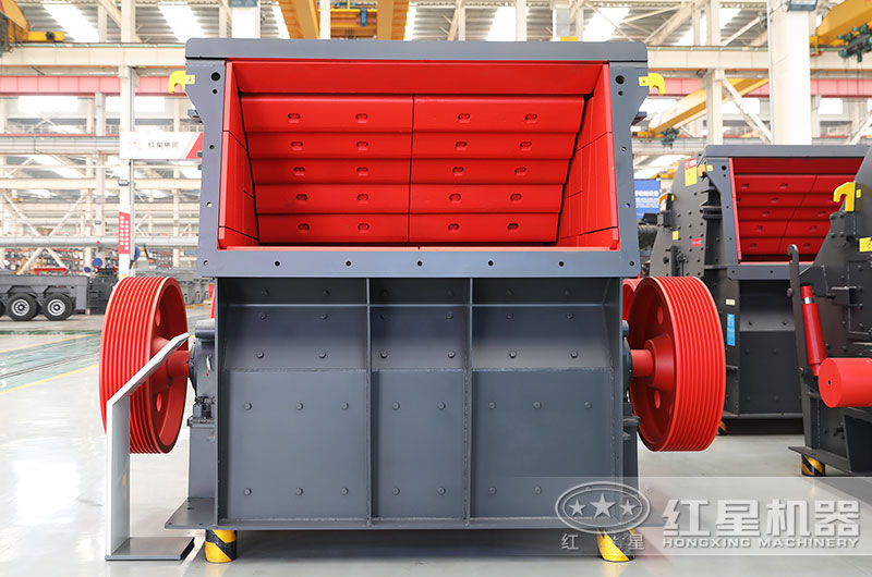 礦用反擊破碎機圖片