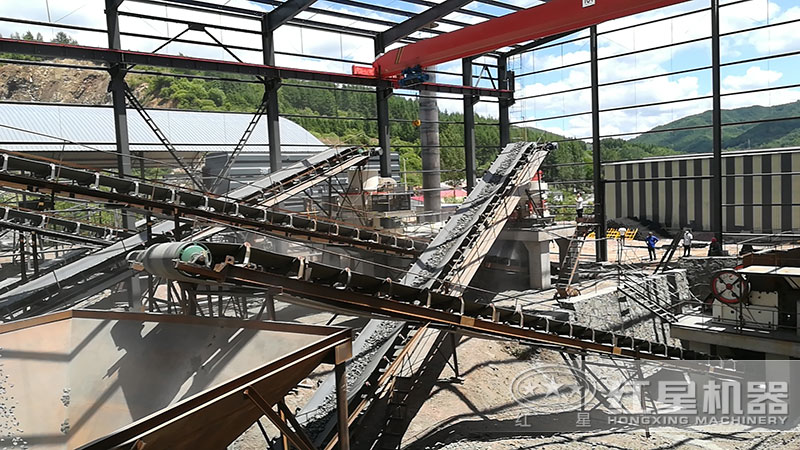 鄂破+圓錐破+沖擊式制砂機(jī)