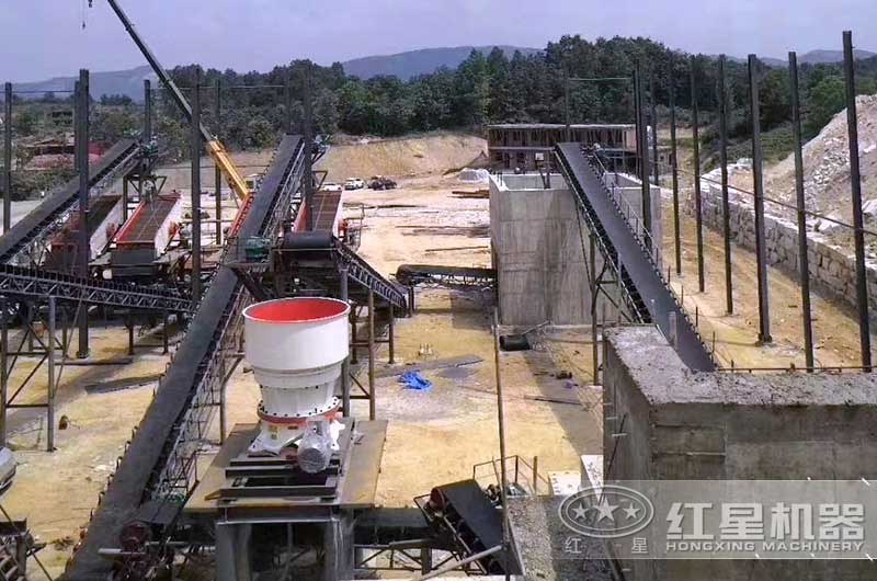 時產(chǎn)50噸鋼渣圓錐破最大進料和最小出料粒度分別是多少