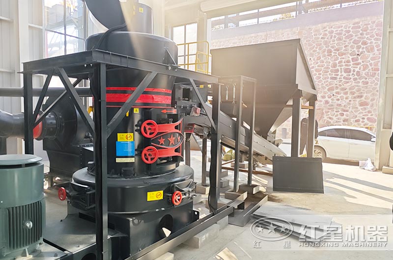 超細磨粉機工作現(xiàn)場圖片