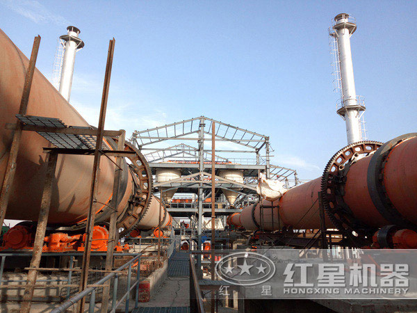 菱鐵礦回轉(zhuǎn)窯實拍現(xiàn)場圖1