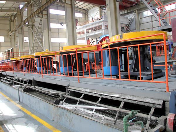 浮選機(jī)設(shè)備現(xiàn)場(chǎng)圖