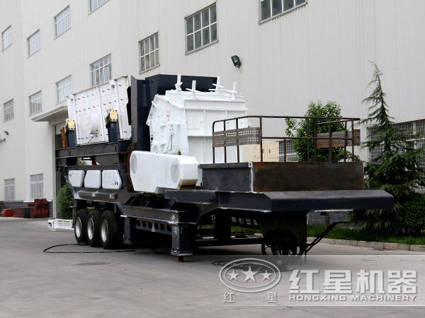 移動(dòng)式反擊破碎機(jī)