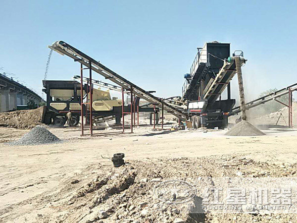 移動(dòng)破碎站現(xiàn)場圖