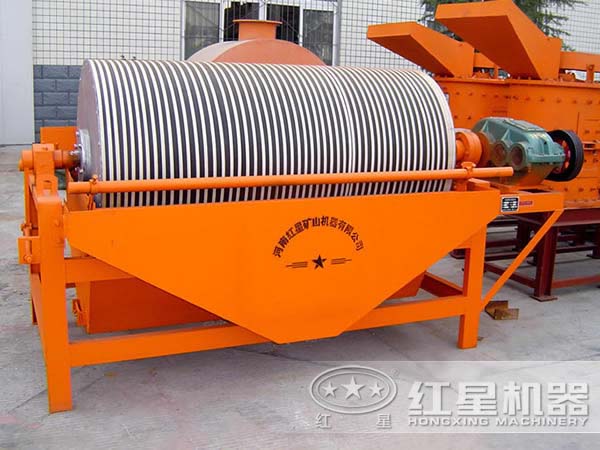 行業(yè)內(nèi)不錯的鏡鐵礦磁選機廠家