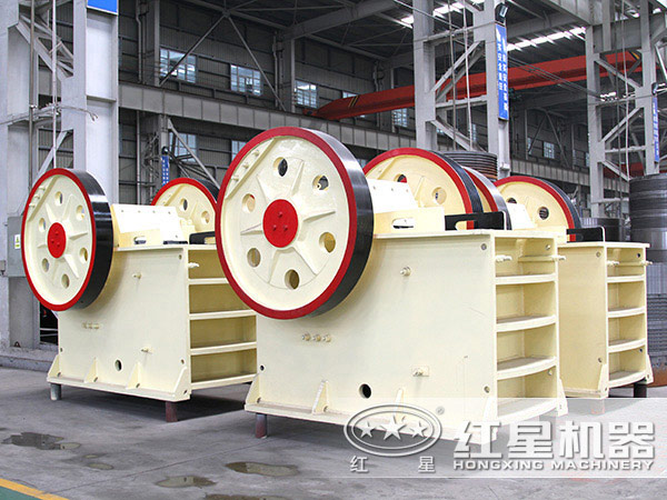 69型顎式破碎機生產(chǎn)車間