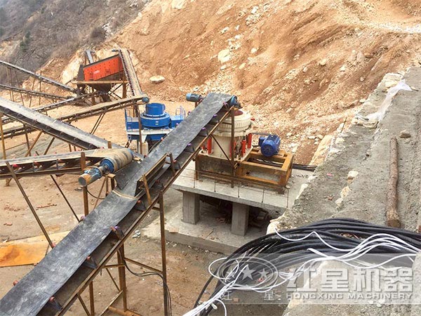 制砂機(jī)工作現(xiàn)場圖