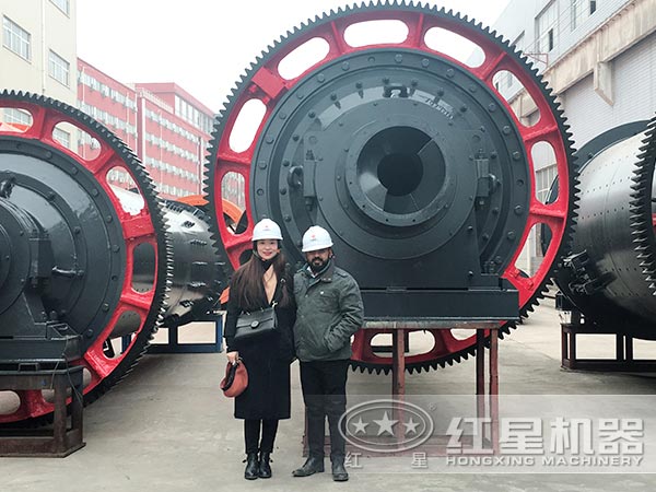 球磨機廠區(qū)留影