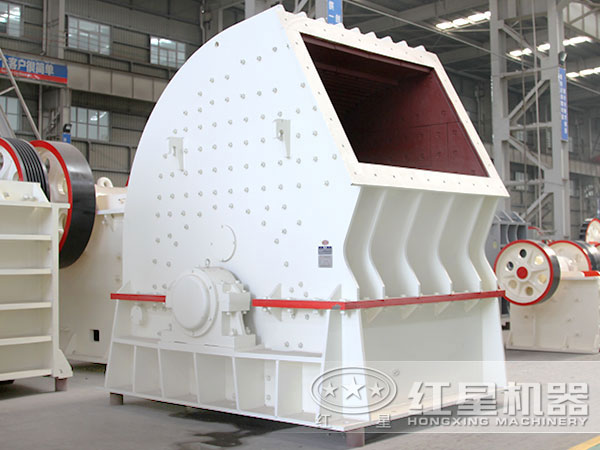 重錘式碎石機(jī)高清實拍