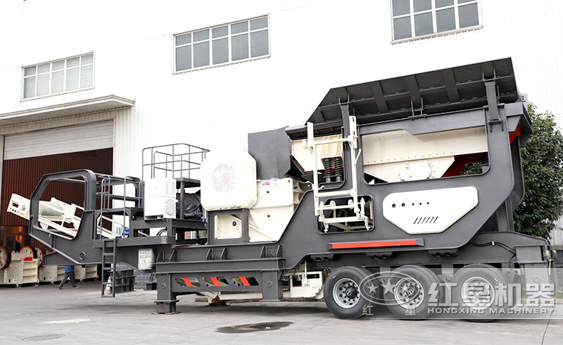 小型移動式破碎機(jī)廠區(qū)實拍