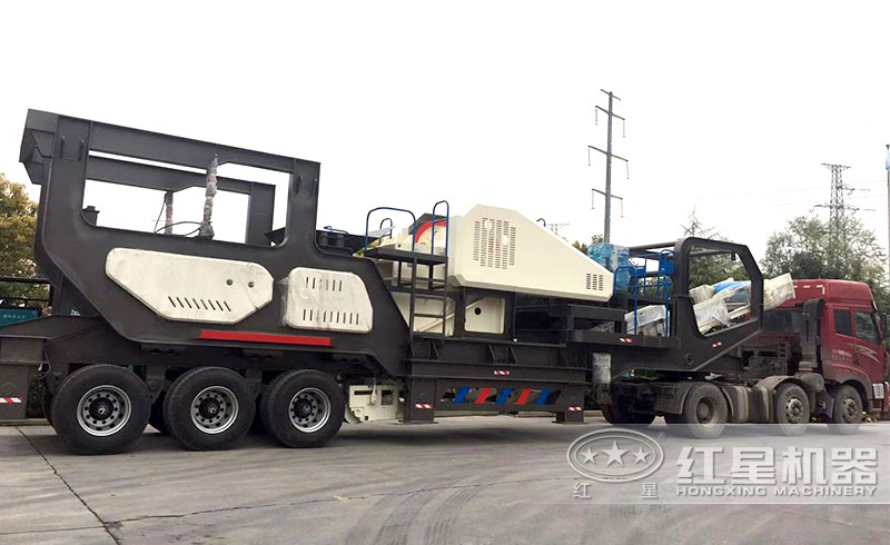 移動(dòng)砸石機(jī)發(fā)貨現(xiàn)場(chǎng)