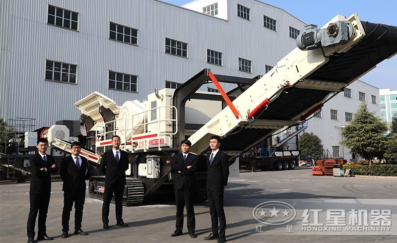 紅星履帶式移動(dòng)破碎站