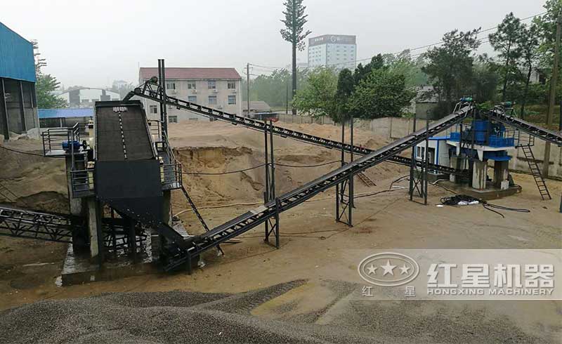 石頭制砂機(jī)現(xiàn)場(chǎng)實(shí)拍