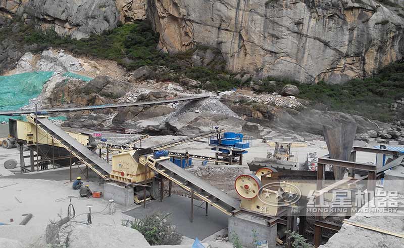 石頭制砂機(jī)現(xiàn)場(chǎng)實(shí)拍