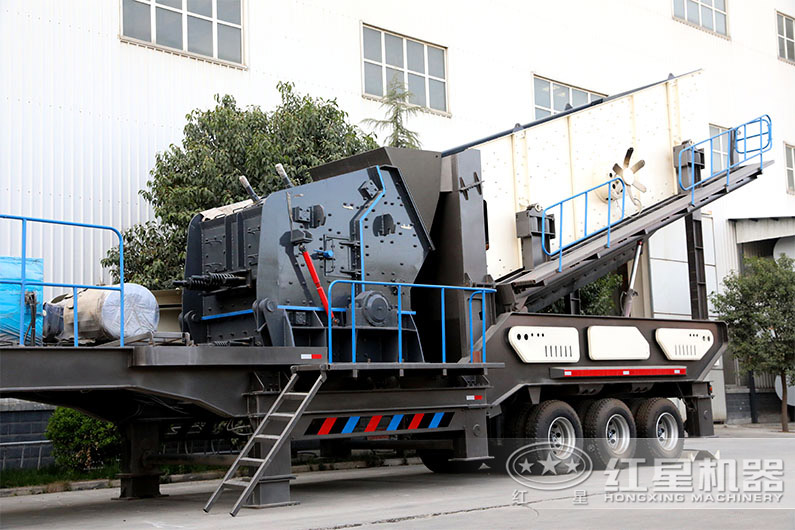 移動(dòng)式小型碎石機(jī)械