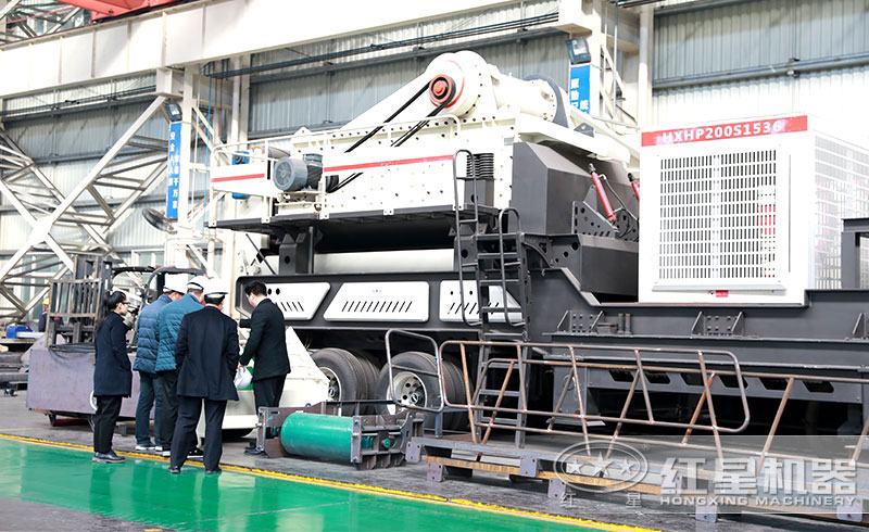 移動(dòng)礦山機(jī)械設(shè)備