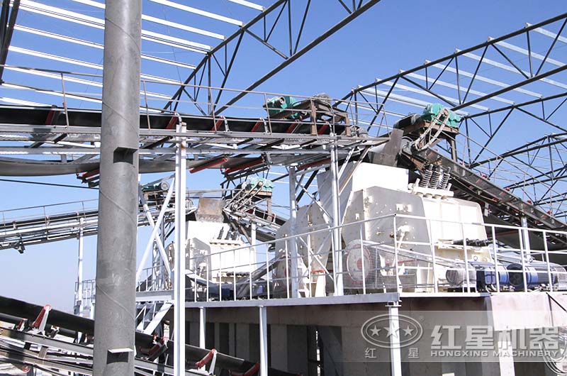 經(jīng)典組合型生產(chǎn)現(xiàn)場(chǎng)2——反擊式破碎機(jī)