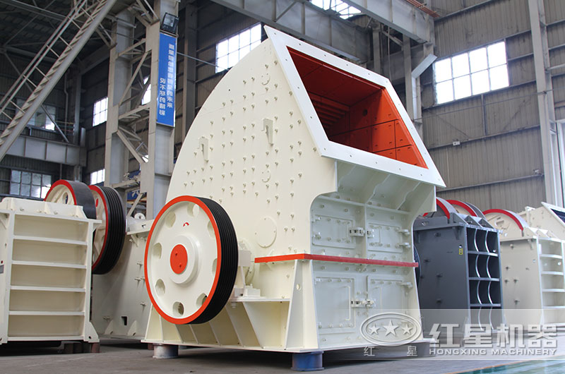 重錘式破碎機(jī)高清實(shí)拍