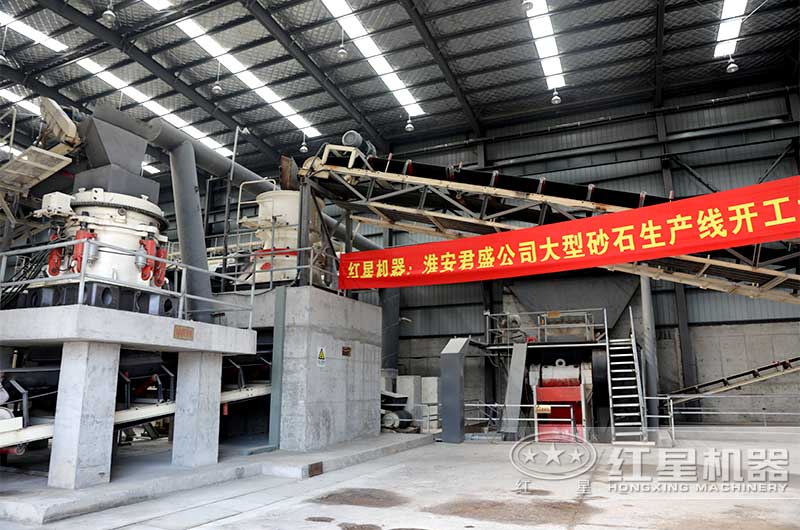 HD德版鄂破碎機(jī)用于大型石料加工現(xiàn)場