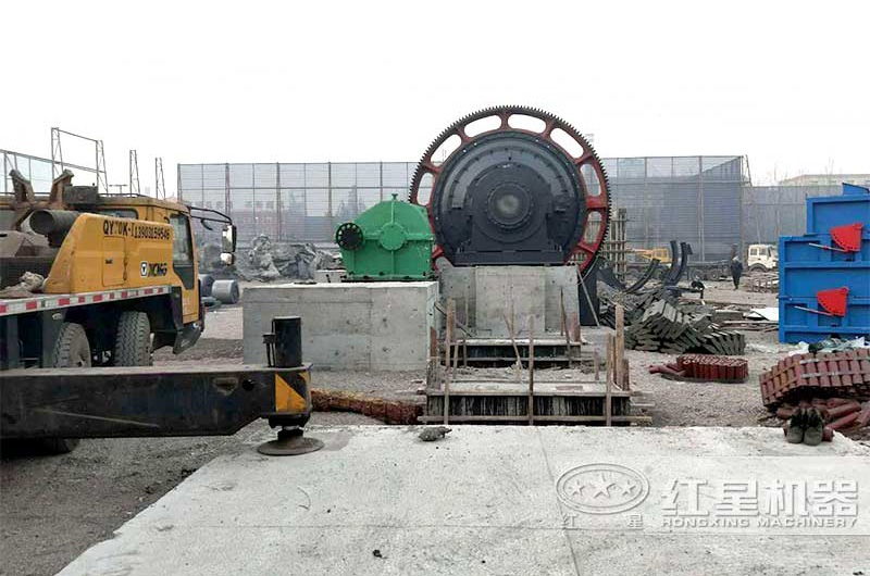 球磨機(jī)安裝現(xiàn)場