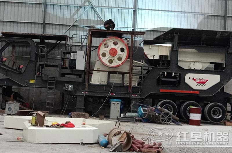 河南移動破碎機廠家_建筑垃圾處理設(shè)備，又環(huán)保又賺錢