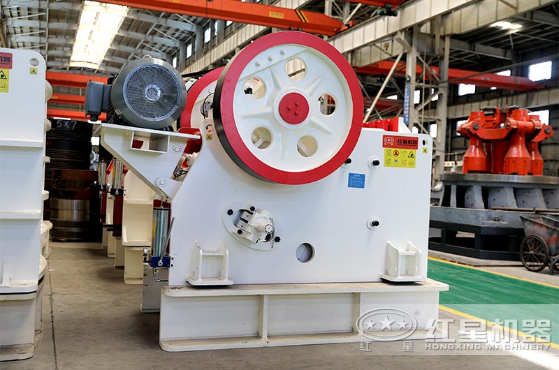 2021顎式破碎機(jī)上新啦！快來瞅瞅新款鄂破報(bào)價(jià)多少