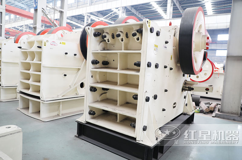 1012破碎機有哪些？產(chǎn)量是多少？